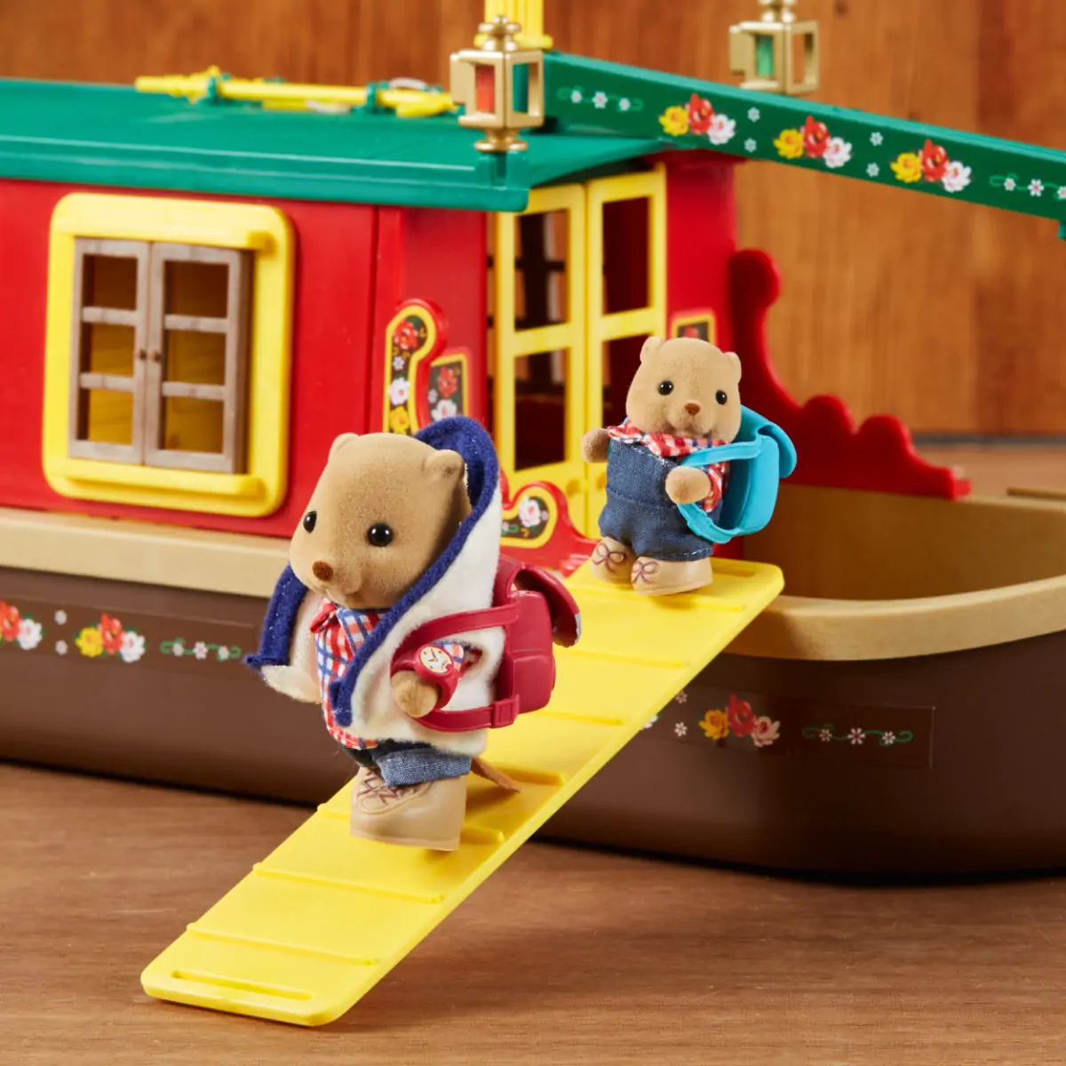 Sylvanian families cheap riverside canal boat